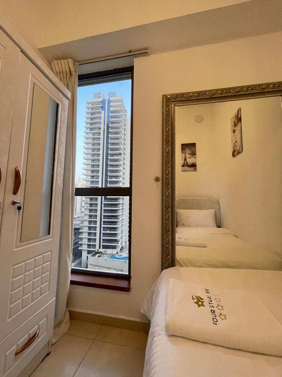 Four Stars Dubai Marina Jbr Hotel ภายนอก รูปภาพ